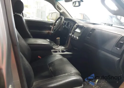 2013 Toyota Tundra Platinum 5.7L V8 z USA, uszkodzony, nr VIN 5TFHW5F12DX289443